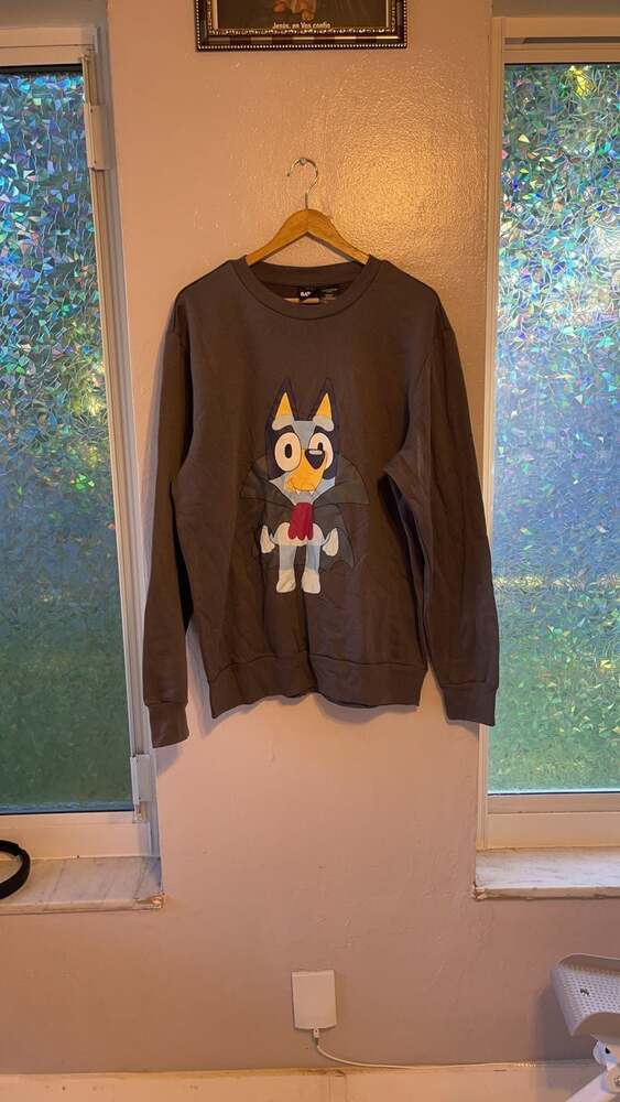 Bluey Bandit Heeler Vampire Halloween Sweatshirt Adult L Gray